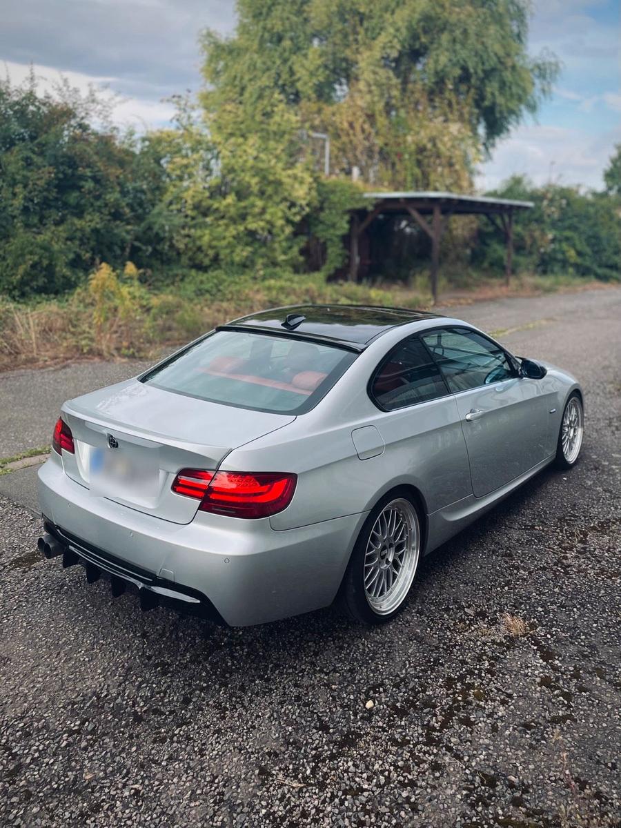 BMW 325