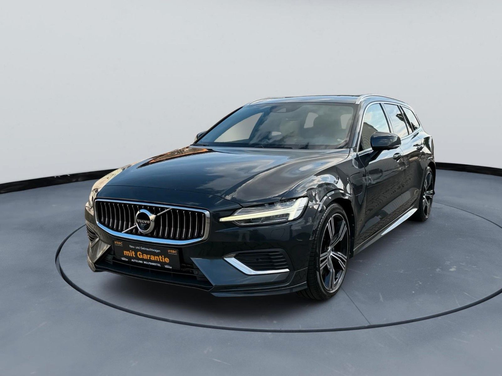 Volvo V60 Kombi Inscription Plug-In Hybrid AWD imagem 3