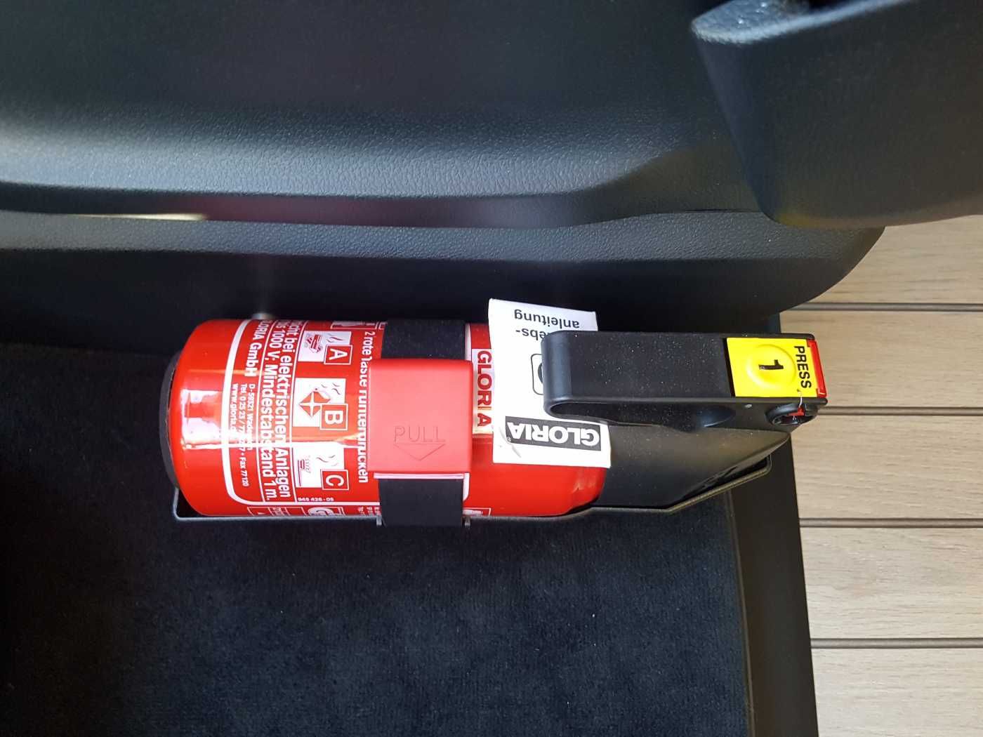 Fahrzeugabbildung Mercedes-Benz V 300 d Marco Polo AMG Markise AHK2,5 360° MBUX