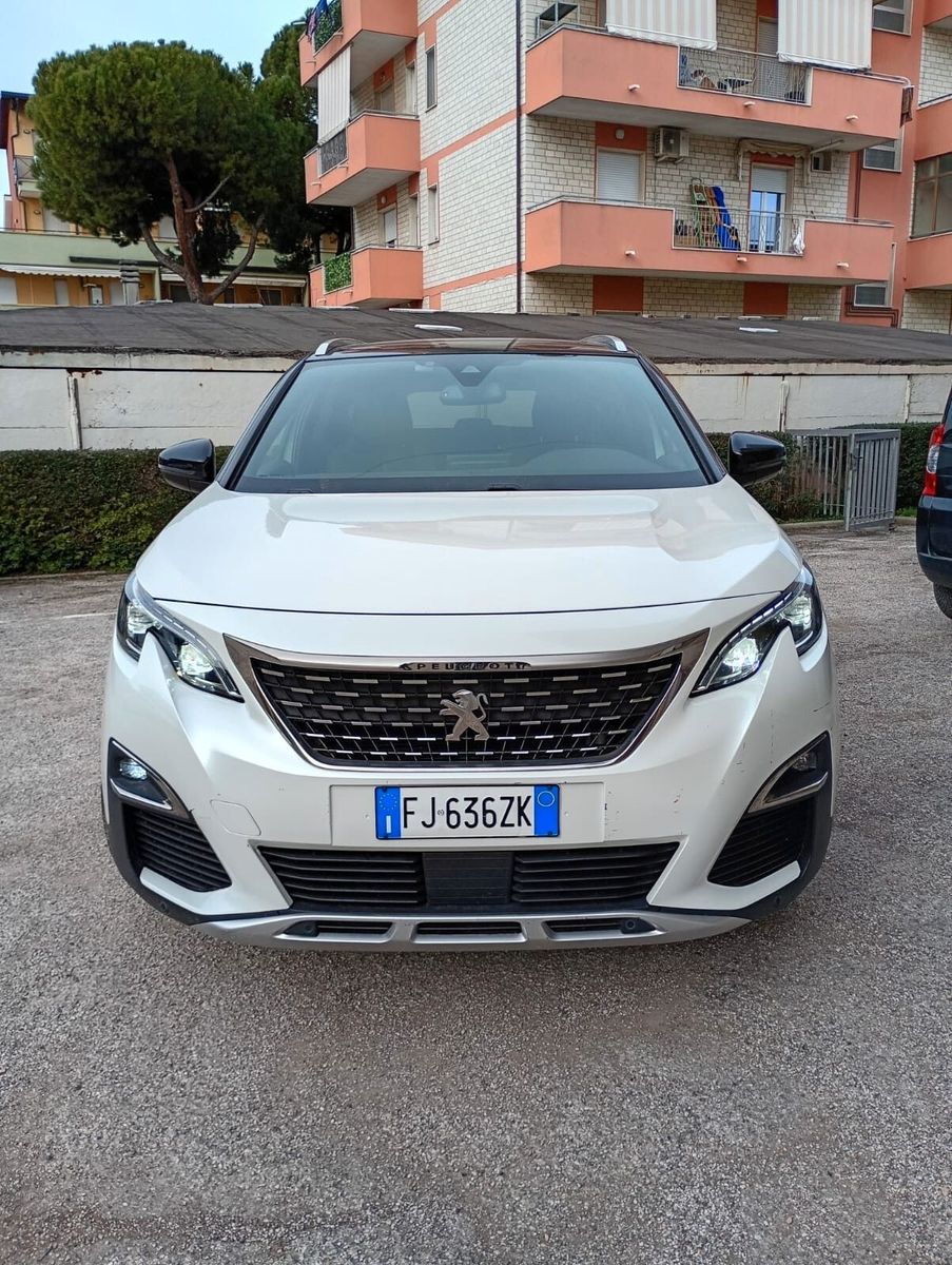 Peugeot 5008 - 1