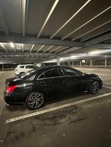 Mercedes-Benz 220 - Mercedes-Benz 220 mit Schiebetür