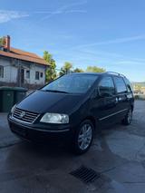 Volkswagen VW Sharan 1.9 TDI Freestyle - Volkswagen Sharan Freestyle mit Diesel-Antrieb