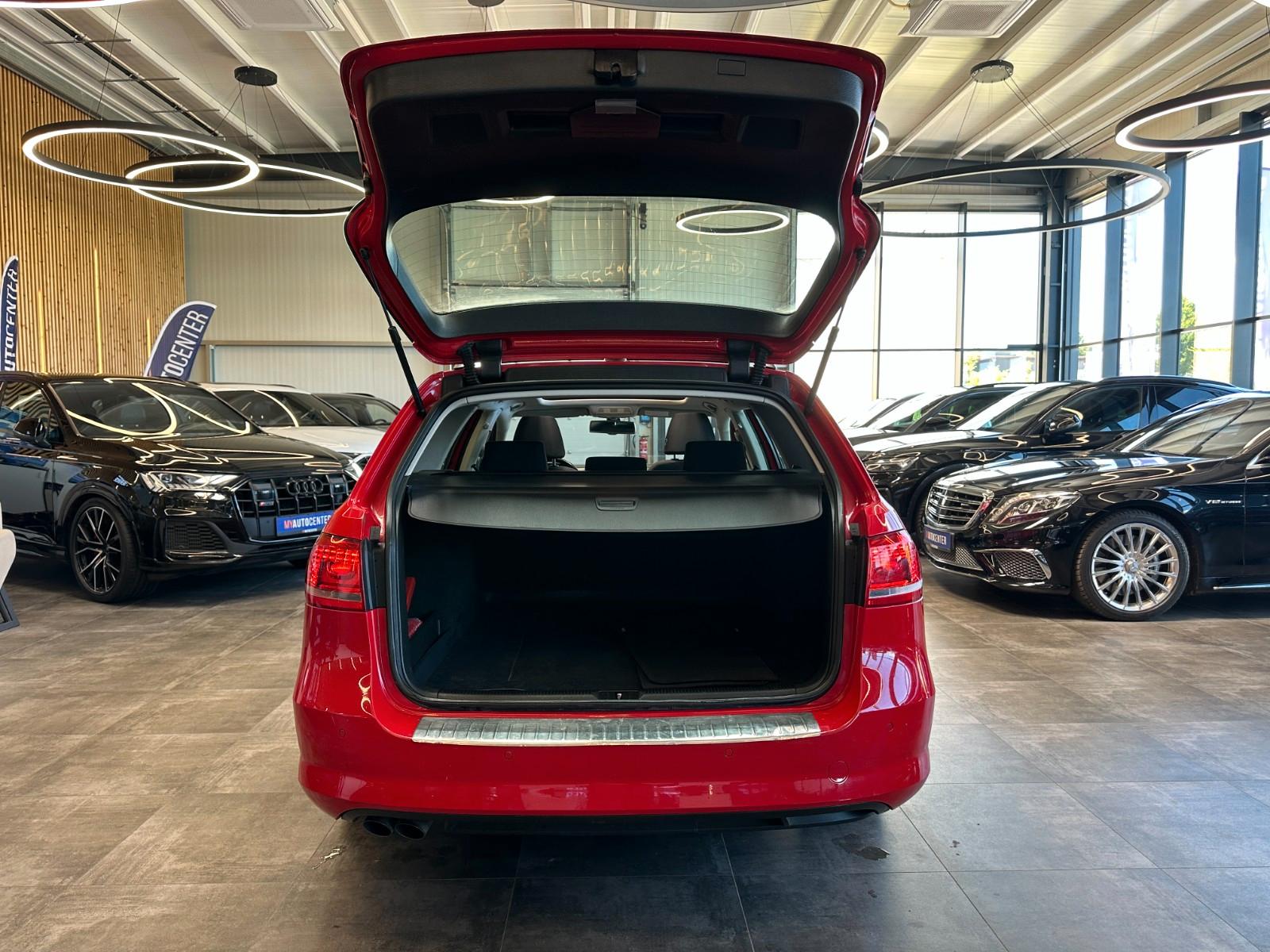 Volkswagen Passat 2012 — photo 27