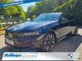 BMW 550e xDr.T.M Sport PRO IntAktL.PanoD.B+W.AHK 21" - BMW 550: Kombi, 550i