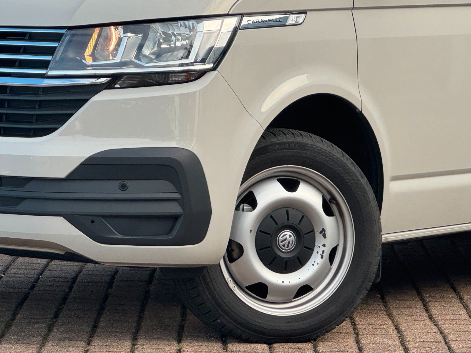 Volkswagen T6.1 eABT "Caravelle" LR 8-SITZER KLIMA CAM PDC imagem 3
