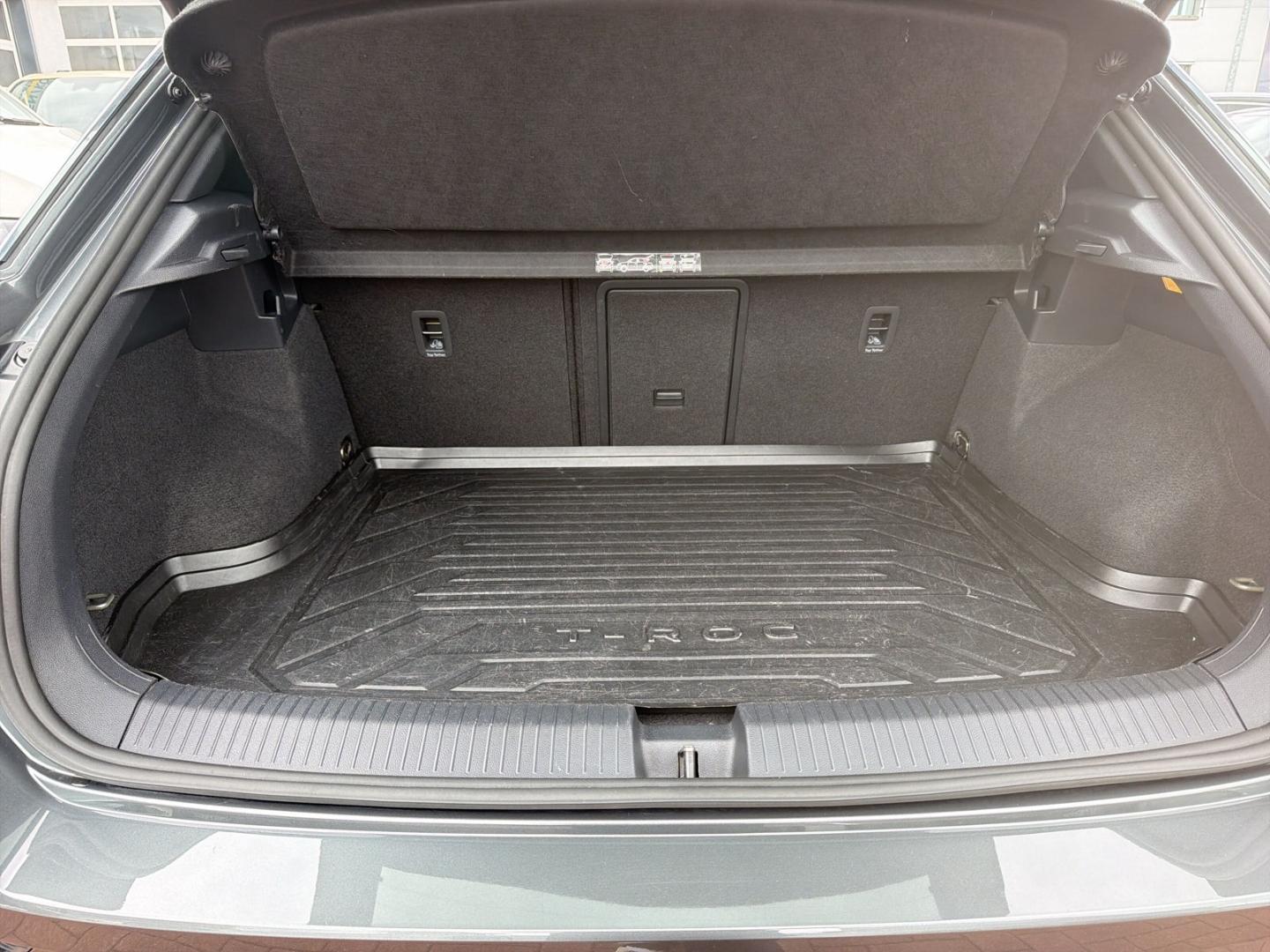 Volkswagen T-Roc Sport 1.5 TSI DSG R-Line Sportpaket AHK, миниатюра 14