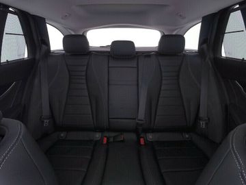 Fahrzeugabbildung Mercedes-Benz E 300 de T 4M FAP+*PSD*M-BEAM*MEMORY*AHZV*KEY-GO