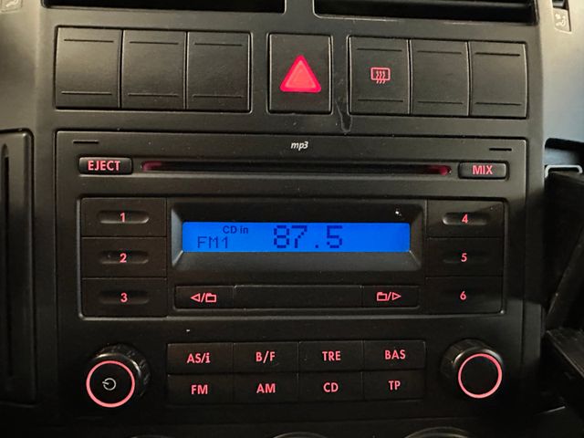 MYAUTOCENTER – Gebraucht- und Jahreswagen mit Werkstattservice in Pfaffenhofen Volkswagen Polo IV Comfortline *TÜV NEU*KLIMA*ELEKTR.FENSTE