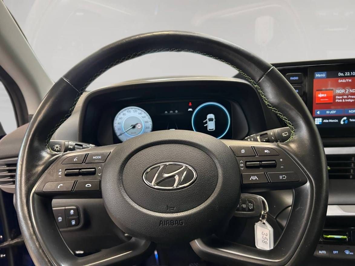 Fahrzeugabbildung Hyundai i20  Intro Edition Dach-Lackierung
