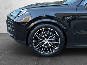 Porsche Cayenne - 6