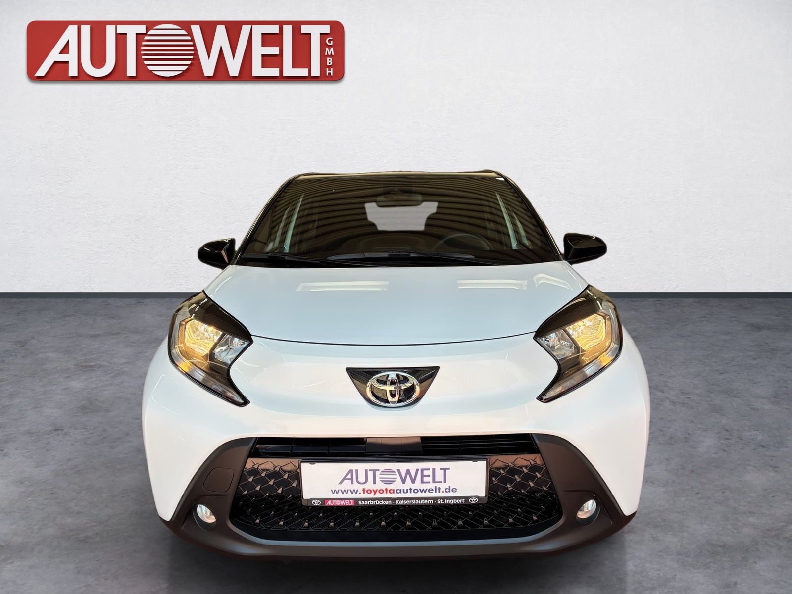 Fahrzeugabbildung Toyota Aygo X 1.0 Black&White SHZ,Winterräder,ACC,PDC