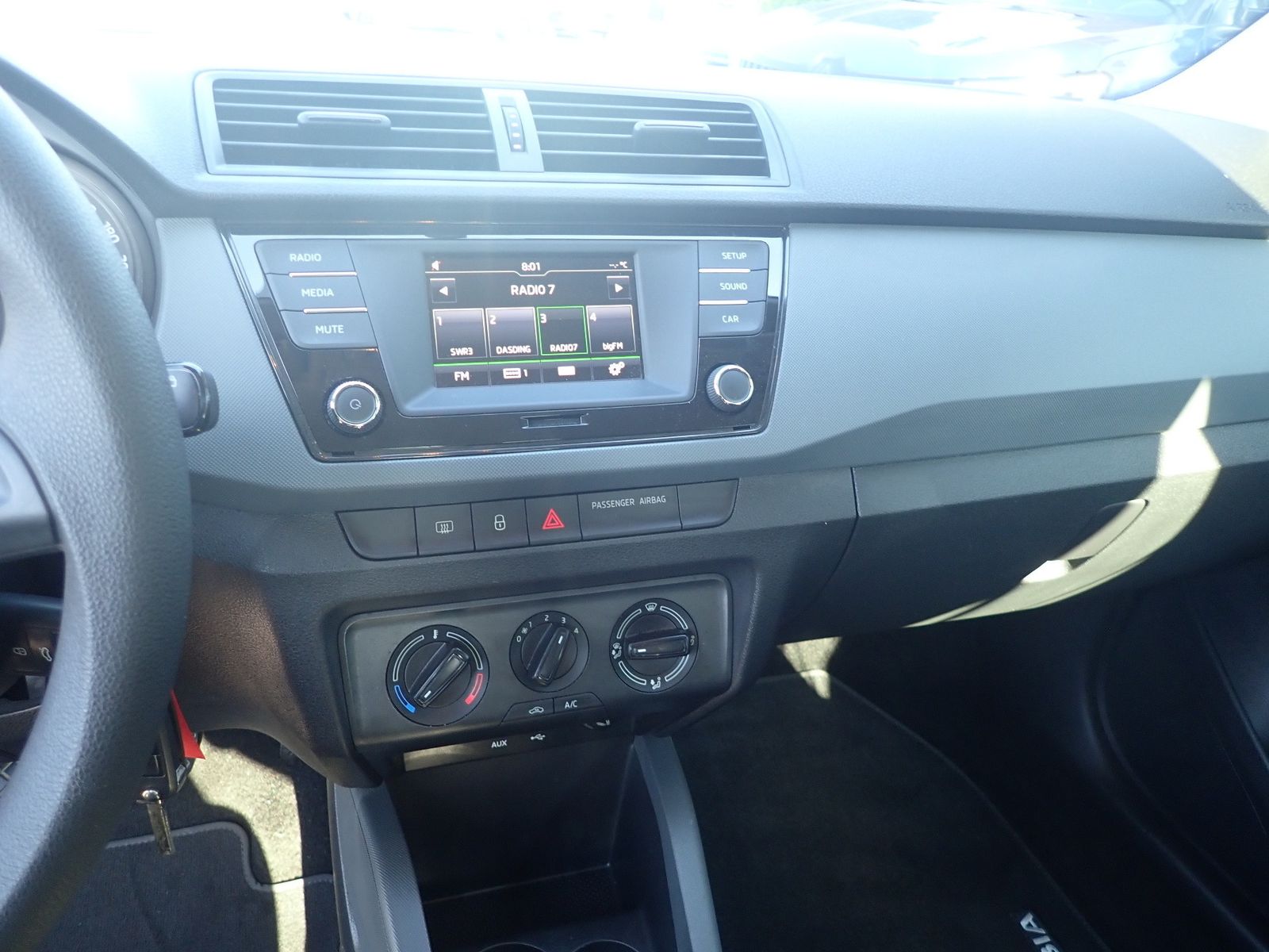 Fahrzeugabbildung SKODA Fabia 1.0 Cool Edition