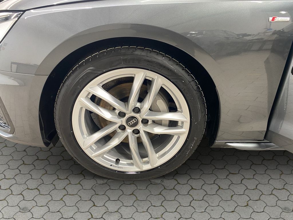Audi A4 - Bild 17