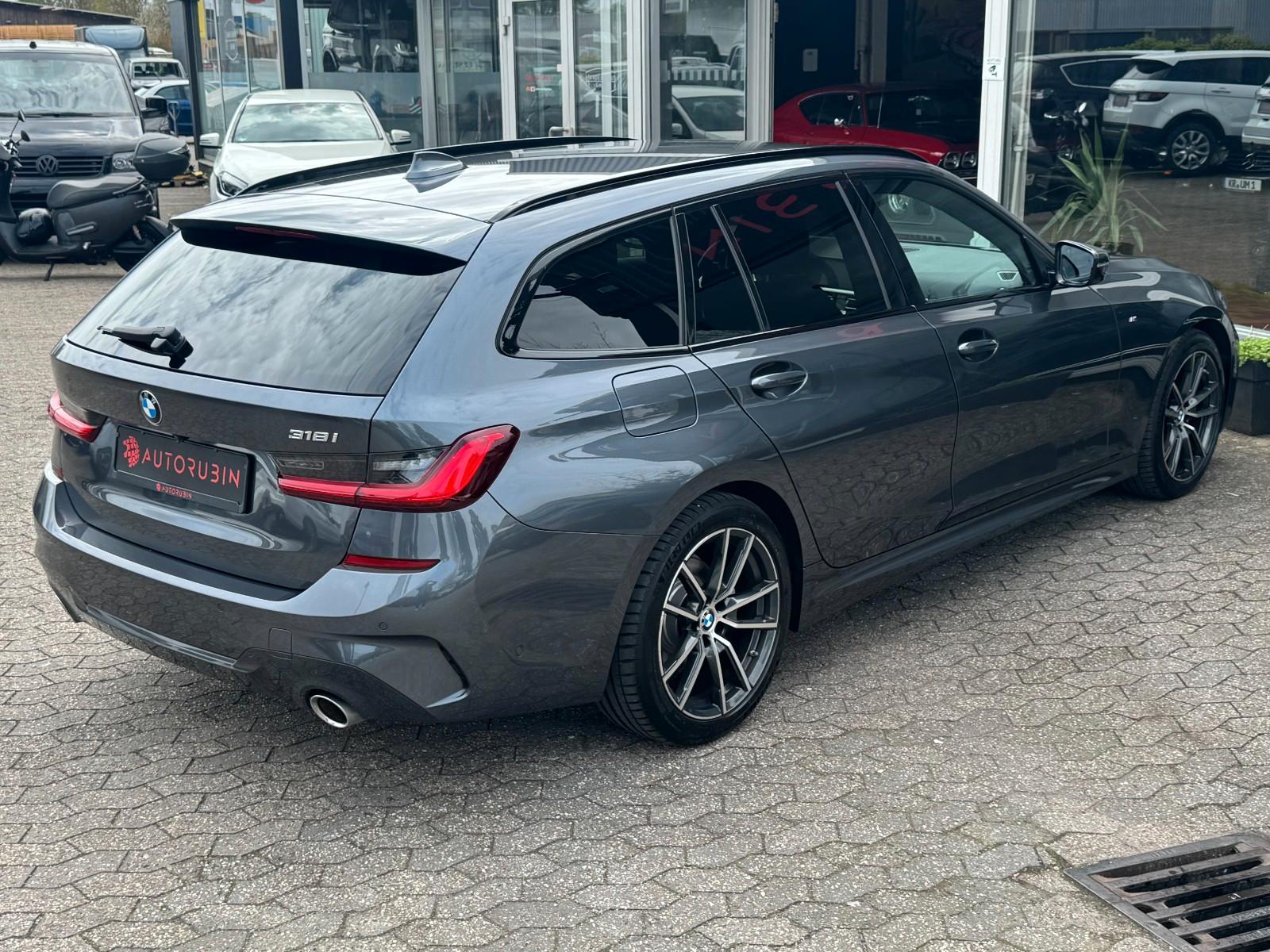 BMW 318i Touring M Sport LASER/ACC/MEMORY/AHK/LEDER