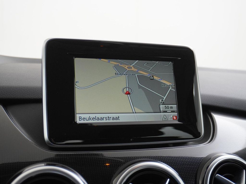 Mercedes-Benz B 180 Ambition