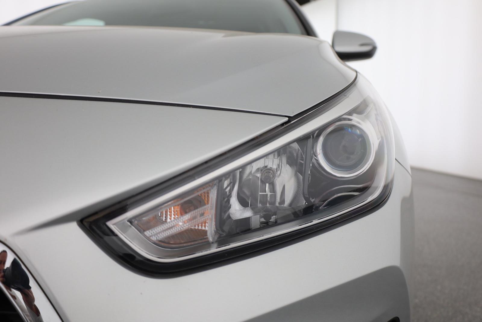 Hyundai i30 1.0 T-GDI Select Navi Android Apple Tempomat
