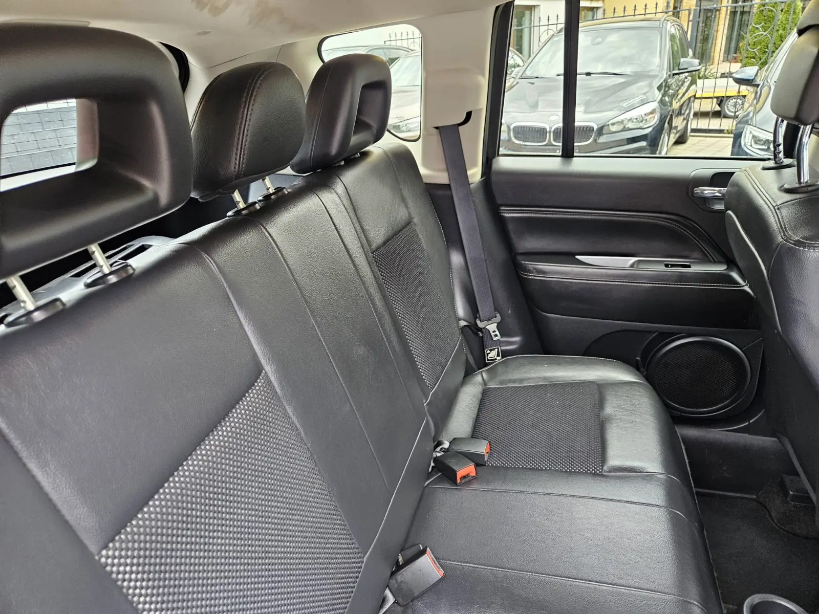 Jeep Compass 2013 — photo 21