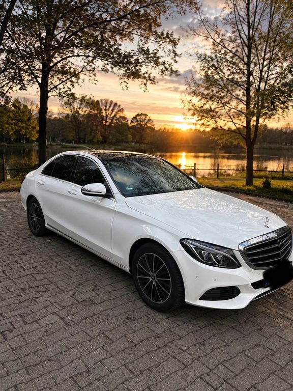 Image of Mercedes-Benz C 200