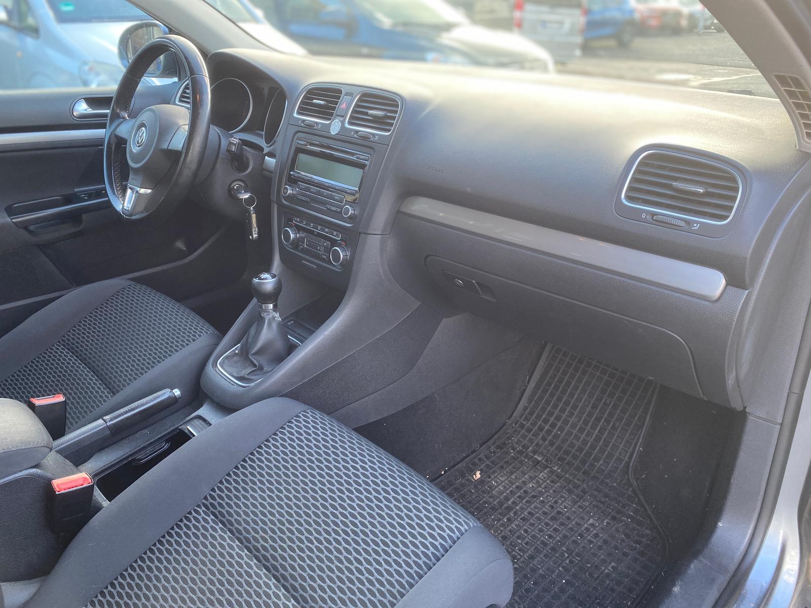Volkswagen Golf 2010 — photo 8