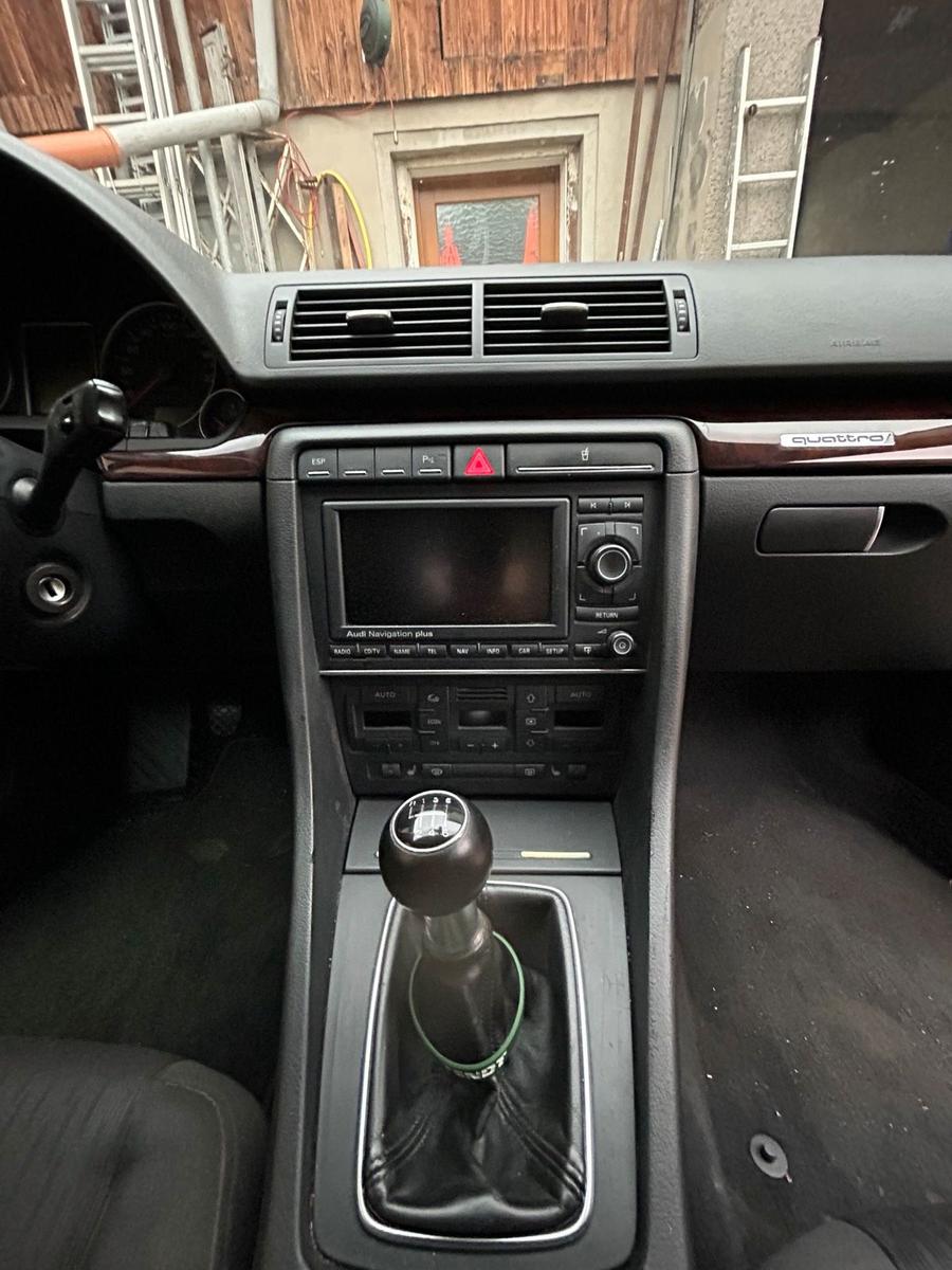 Audi A4 2007 — photo 7