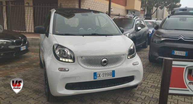 Smart SMART FORTWO 1.0 BENZ NAVI -PREZZO PROMO