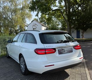 Mercedes E 220 - 3
