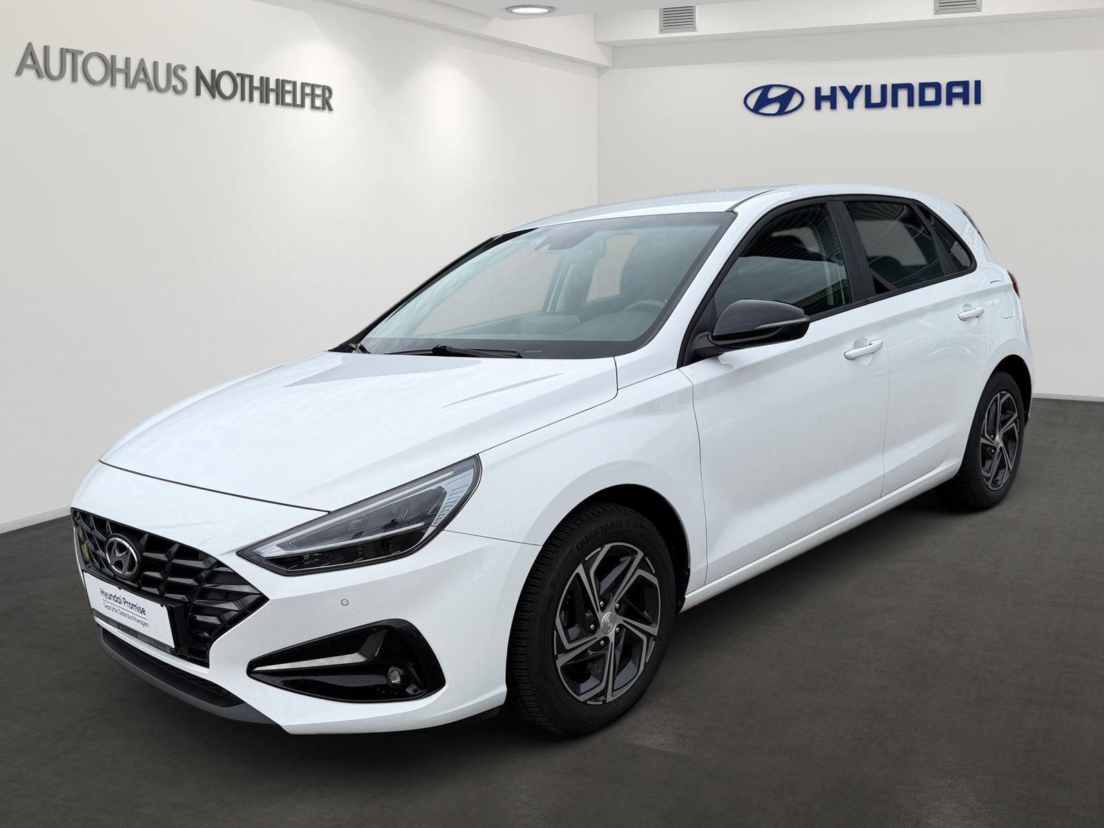 Hyundai i30 Intro Edition 1.5 M/T 110 PS