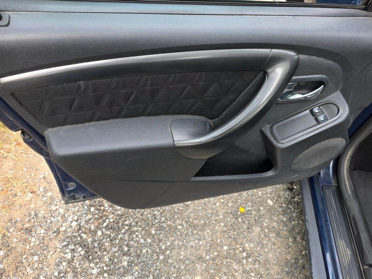 Dacia Duster 2015 — photo 13