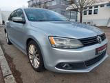 Volkswagen Jetta 2.5 *Automatik*Klima*Leder*USA* - VW Jetta mit Schiebedach