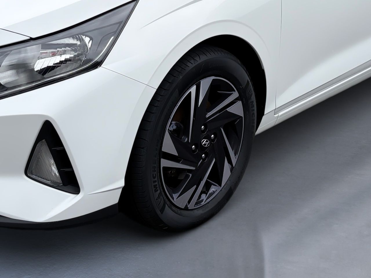 Fahrzeugabbildung Hyundai i20 INTRO USB*SPURH*DAB*ZV*
