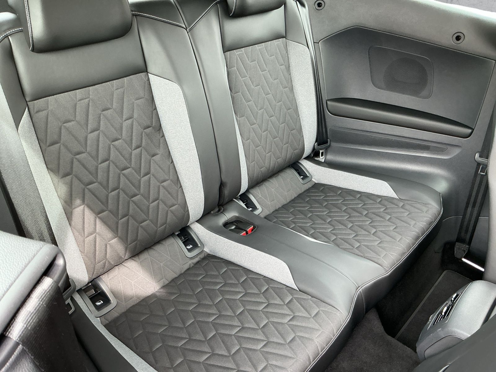 Volkswagen T-Roc - Bild 14