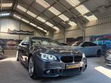 BMW 550i X-Drive M-PAKET VOLLAUSTATTUNG - graue BMW 550