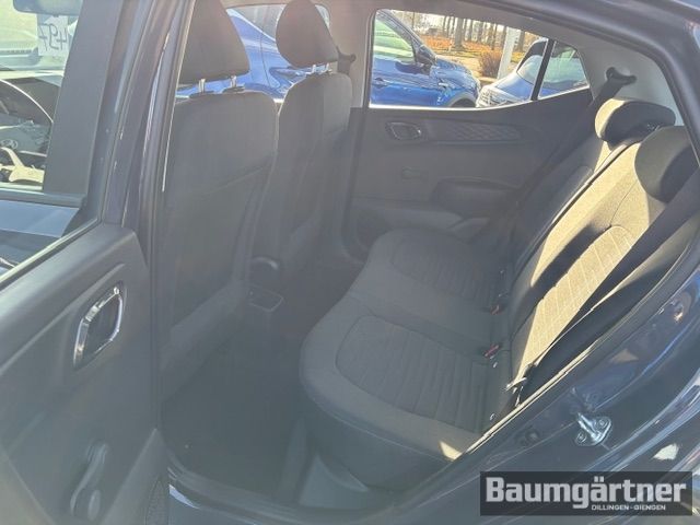 Fahrzeugabbildung Hyundai i10 Select 1.0 MPi 67 5-Gang Tempomat/Klima