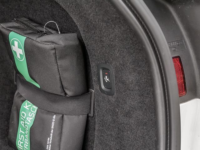 Volvo V90 Kombi T6 Core Recharge Plug-In Hybrid AWD V9 foto 14