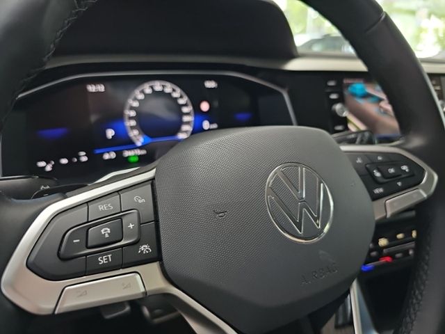 Fahrzeugabbildung Volkswagen Polo 1.0 TSI 7-Gang DSG Move NAVI AHK RFK ACC LM