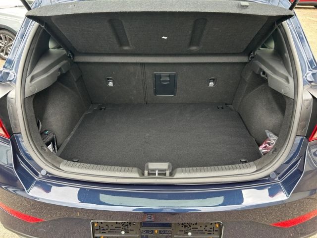 Fahrzeugabbildung Hyundai i30 Advantage Navi Digitales Cockpit LED Apple C