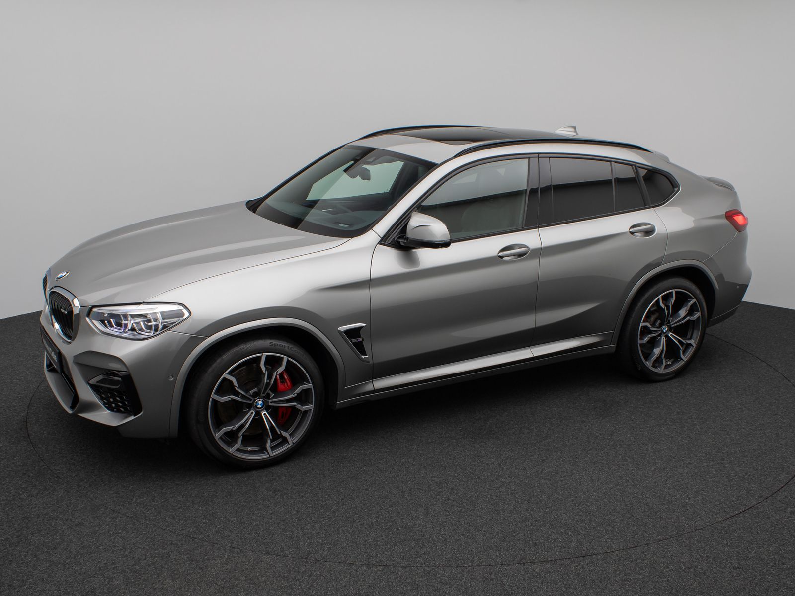 Fahrzeugabbildung BMW X4 M Panorama 360°HUD H/K TV DispKey