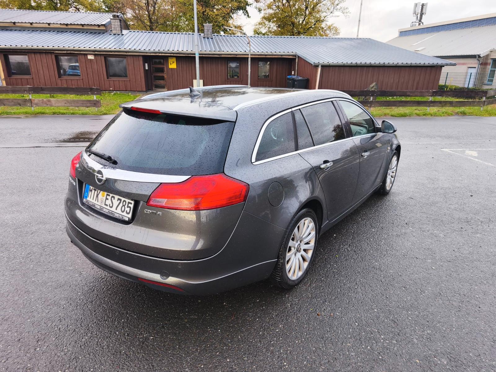 Opel Insignia Sports Tourer 2.0 CDTI AT 4x4