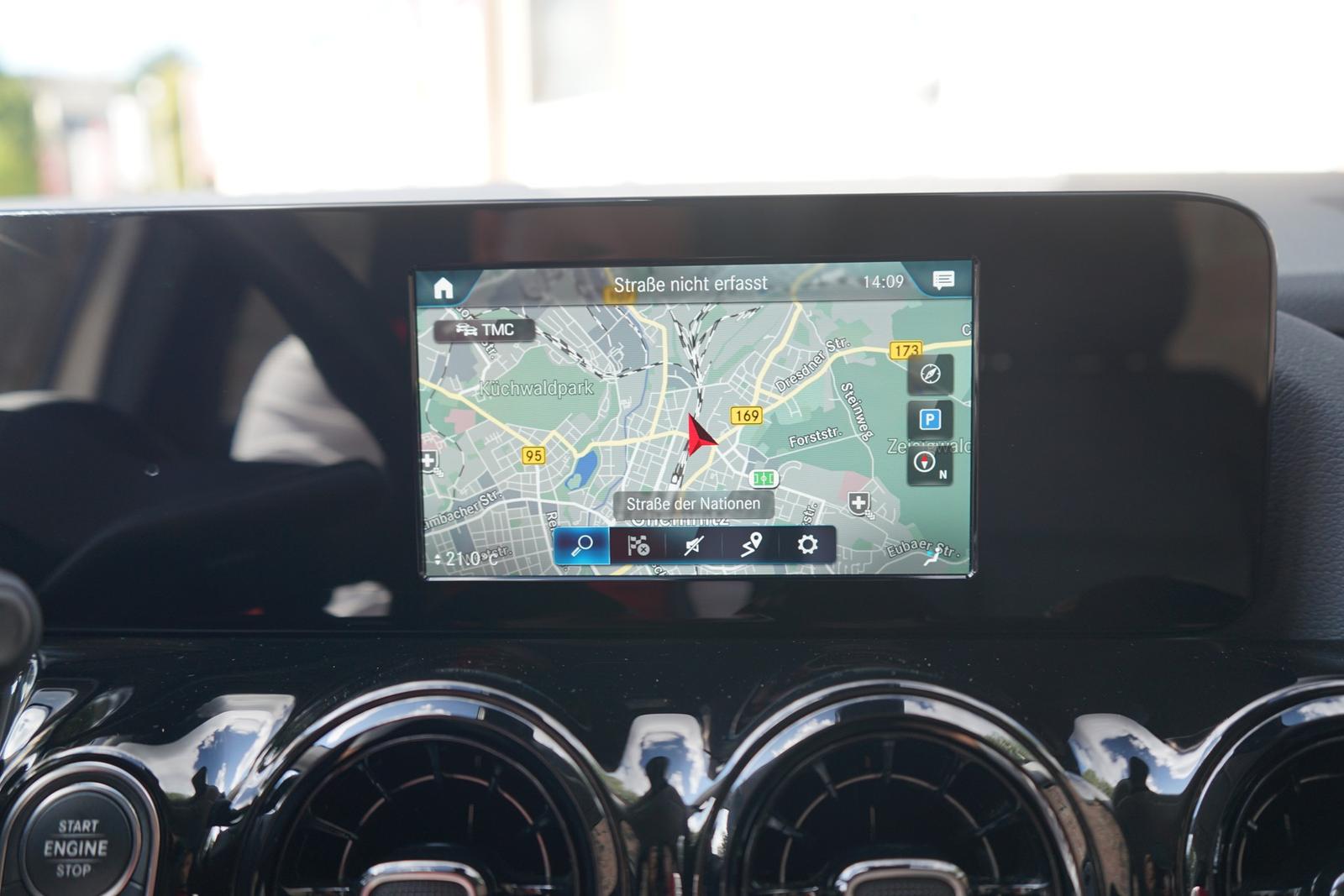 Mercedes-Benz B200 7G-DCT LED Tempomat Sitzheizung Teilleder
