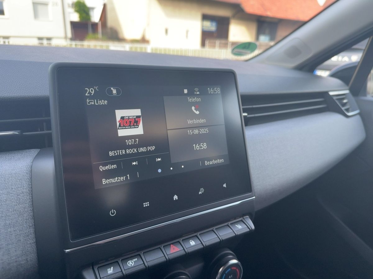 Fahrzeugabbildung Renault Clio Evolution SCe 65 GJR Klima Einparkhilfe