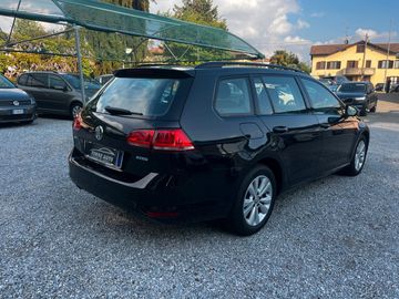 Volkswagen Golf - 7