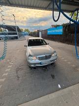 Mercedes-Benz Dieses Auto ist in einem sehr guten Zustan... - Mercedes-Benz 200 in München