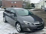 Opel Astra J CDTI Sports Tourer Design Edition/Xenon