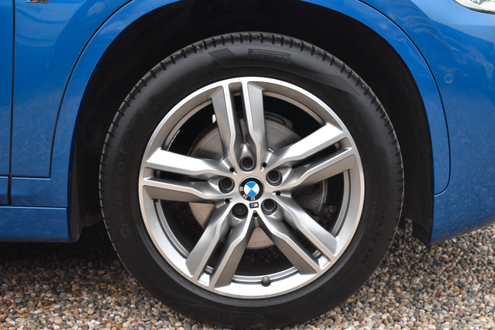 Fahrzeugabbildung BMW X1 sDrive 18 i M Sport Panorama AHK LED Autom.