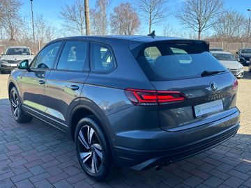 Volkswagen Touareg - 3