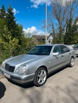 Mercedes-Benz Mercedes E-Klasse E200 Kompressor w210 - gebrauchte Mercedes-Benz E 200 aus dem Jahr 1999