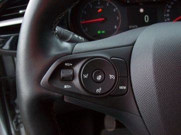 Bild 13 Opel Corsa F 1.2 Edition Klima PDC Tel SHZ LHZ