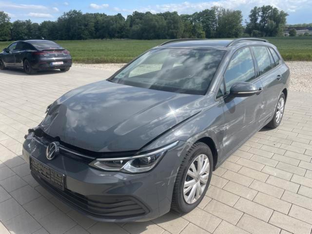 Volkswagen Golf VIII Variant Life eTSI /AHK/Navigation