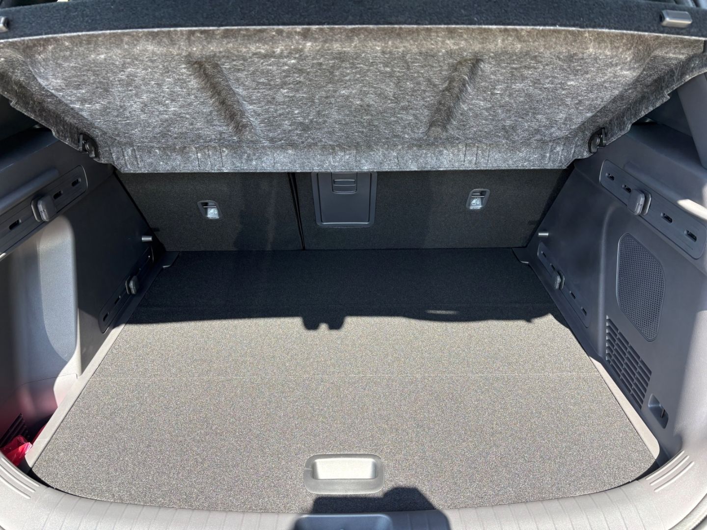 Fahrzeugabbildung Kia Seltos 1.6 T-GDI AWD X-Line H&K 360° Kamera TotW