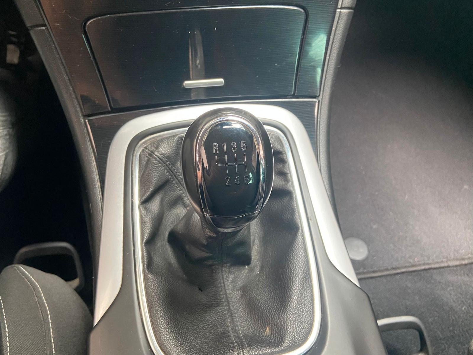 Opel Insignia 2014 — photo 12